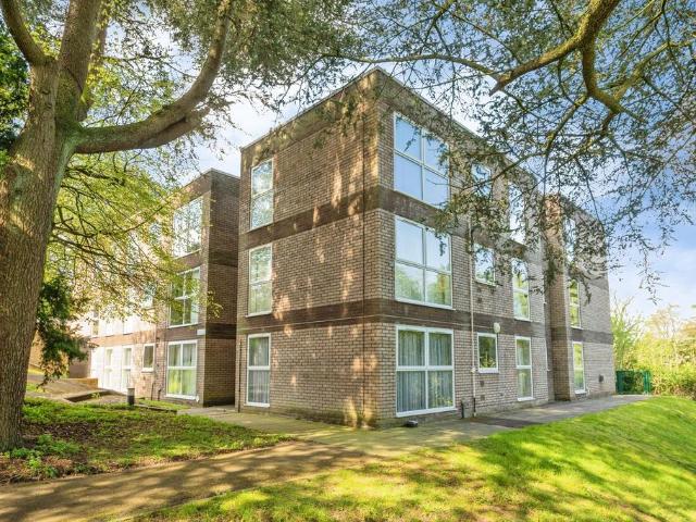 Flat for sale in Selly Park, West Midlands