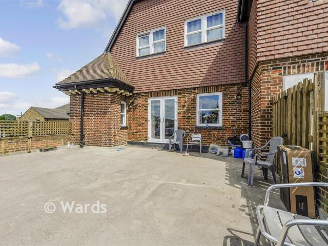 Flat for sale in East Wickham, Greater London