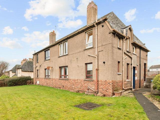 Flat for sale in Linlithgow Bridge, Scotland