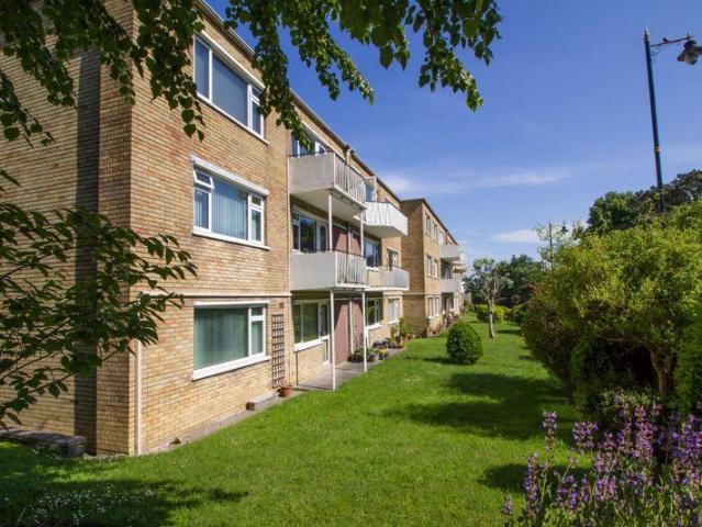 Flat for sale in Penarth Marina, Penarth