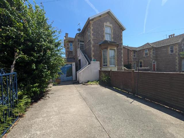 Flat for sale in Weston-super-mare, North Somerset