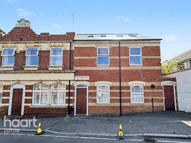 Flat for sale in Farleygreen, Spring Park