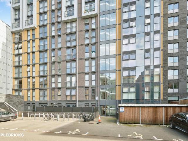 Flat for sale in Calthorpe Fields, West Midlands