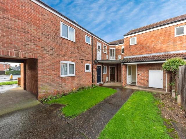 Flat for sale in Alverton, East Midlands