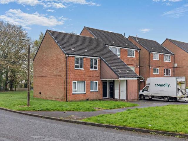 Flat for sale in Clayton Brook, Andertons Mill