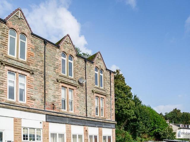 Flat for sale in Innellan, Scotland