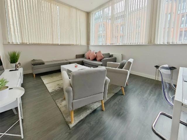 Flat for sale in Calderstones