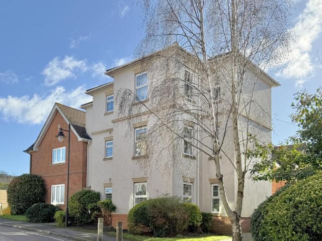 Flat for sale in Dromore, Oxfordshire