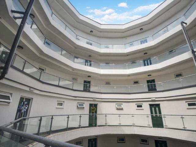 Flat for sale in Royal Borough of Greenwich, Greater London