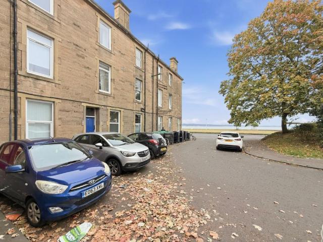 Flat for sale in Trinity, City of Edinburgh