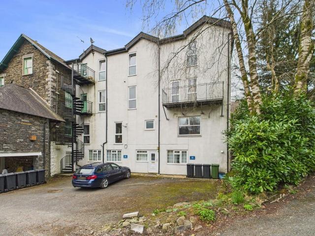 Flat for sale in Bowness-on-windermere