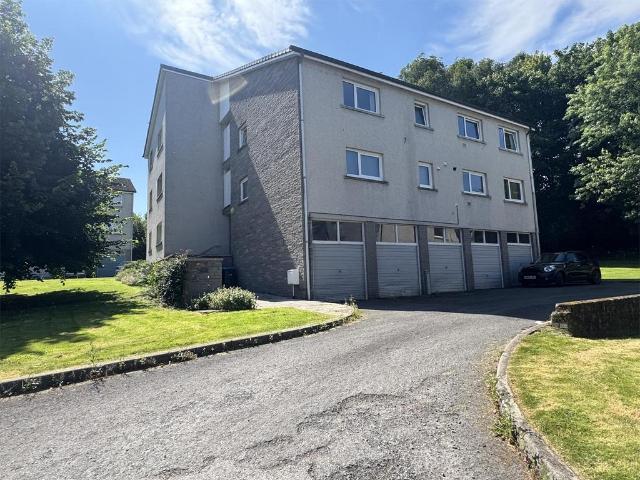 Flat for sale in Dumfries, Scotland