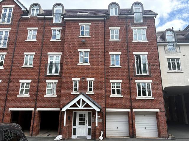 Flat for sale in Wilderspool, Warrington