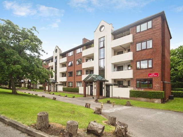Flat for sale in Ordsall, Salford