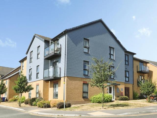 Flat for sale in Regent Quay, Oad Street