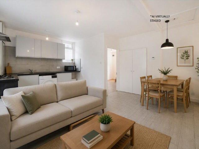 Flat for sale in London Borough of Merton, Greater London