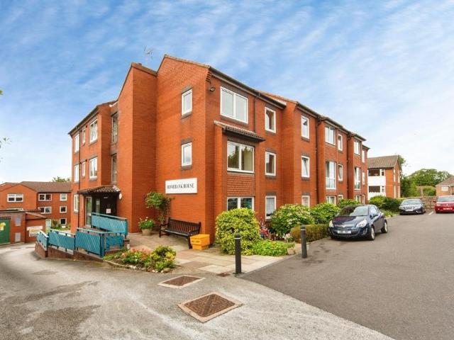 Flat for sale in Oxton, Wirral