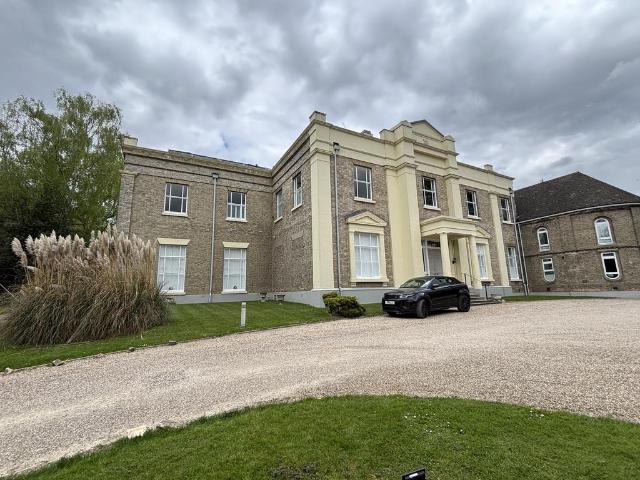 Flat for sale in Chelmsford, Isle Of Man