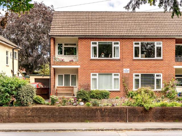 Flat for sale in Feckenham, City Of Bristol