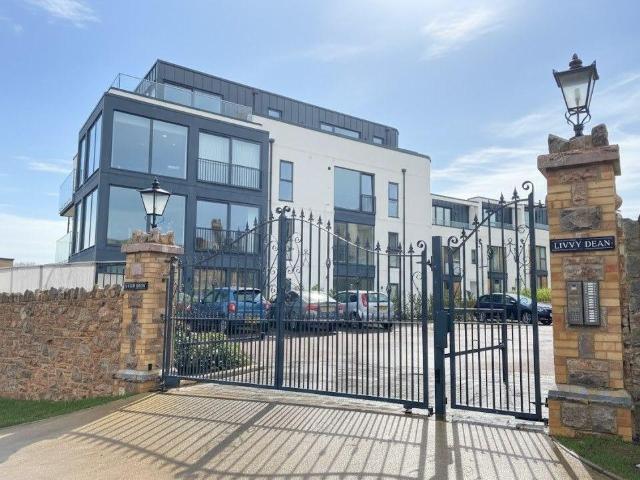 Flat for sale in Babbacombe