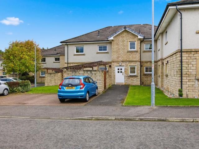 Flat for sale in Low Waters, Hamilton
