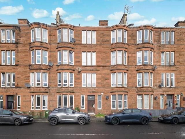 Flat for sale in Budhill, Glasgow