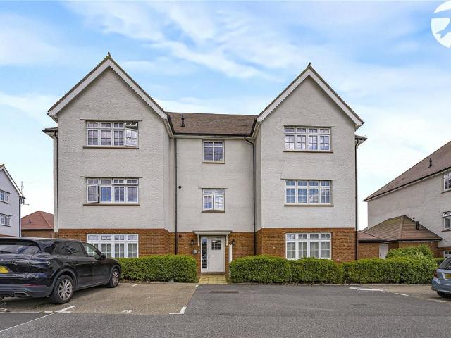 Flat for sale in Castle Hill, Monks Orchard