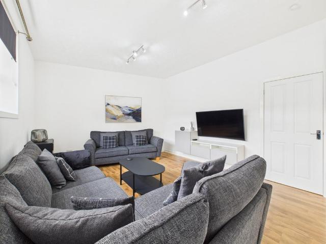 Flat for sale in Cumnock