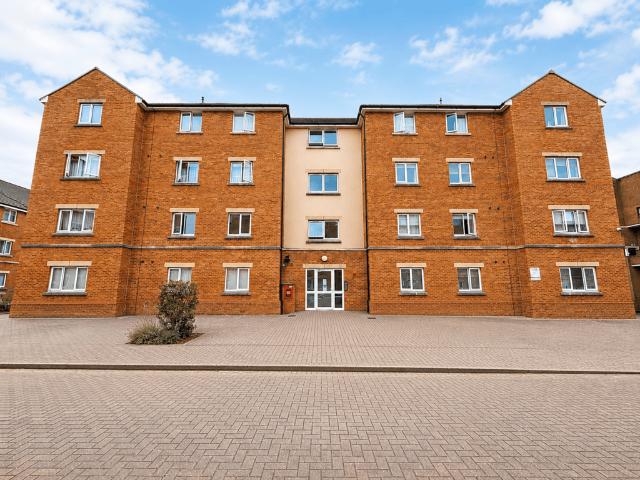 Flat for sale in Falcon Lodge, Wales