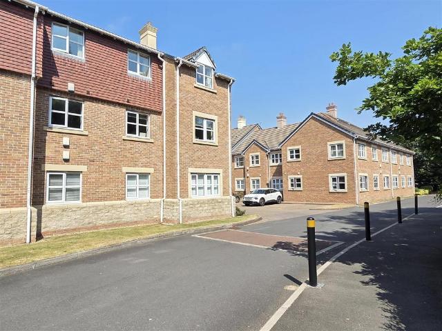 Flat for sale in Lancashire