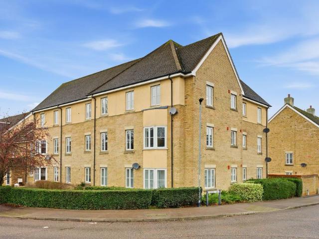 Flat for sale in Arrington, Cambridgeshire