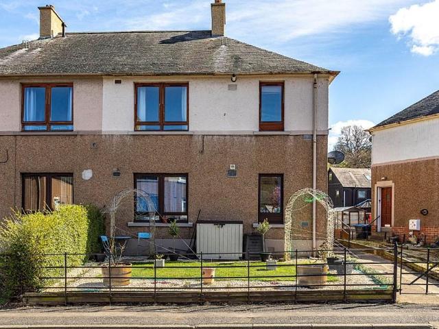Flat for sale in Jedburgh, Scotland