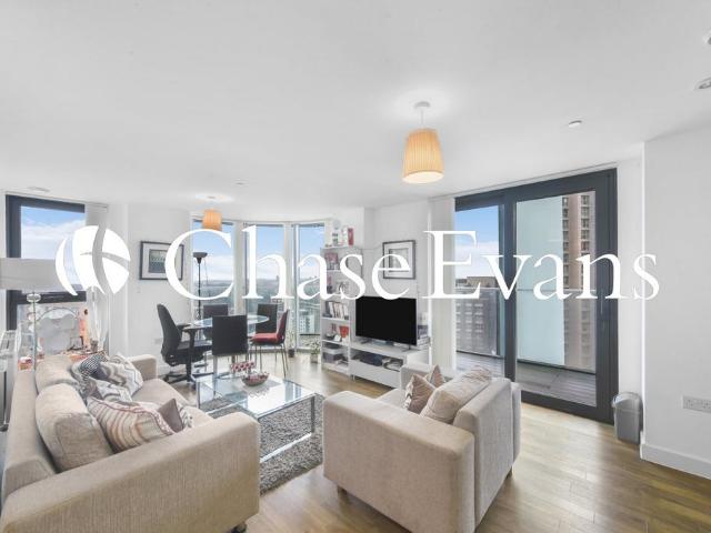 Flat for sale in London Borough of Lewisham, Ladywell