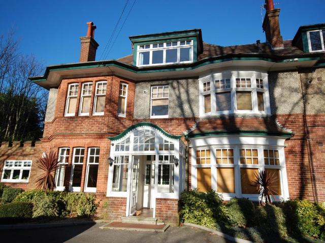 Flat for sale in Charminster, Bournemouth