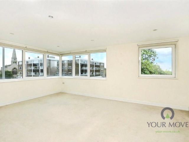Flat for sale in Royal Borough of Kingston upon Thames, Greater London