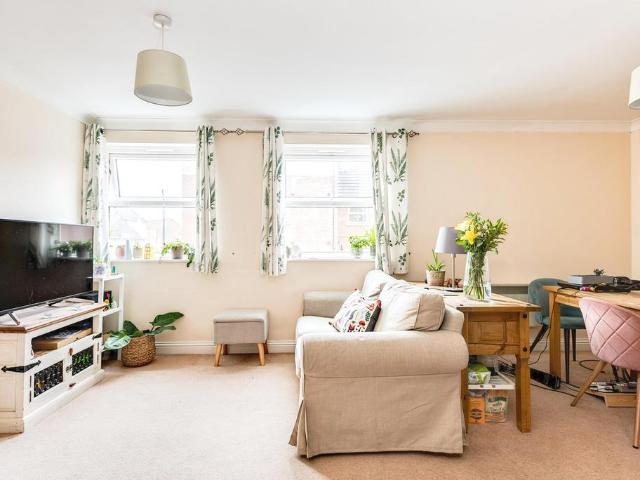 Flat for sale in Redhouse, Abbey Mead
