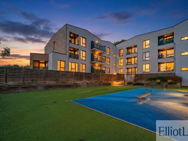 Flat for sale in London Borough of Harrow, Greater London