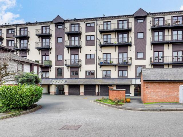 Flat for sale in The Meadows, Haddon