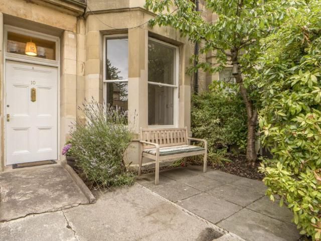 Flat for sale in Braid Hills, Scotland