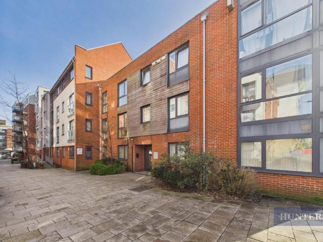 Flat for sale in St Mary's, City Of Southampton