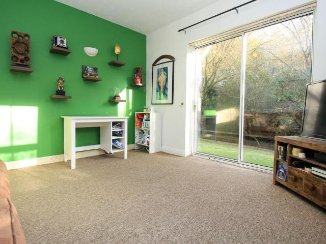Flat for sale in Botany Bay, City Of Southampton