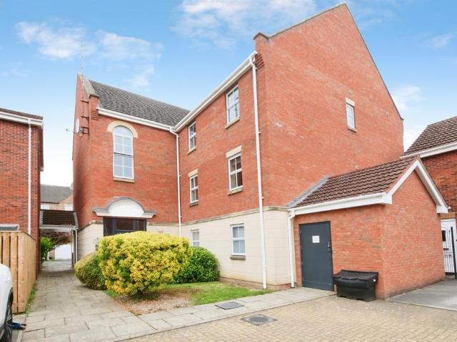 Flat for sale in High Field, York