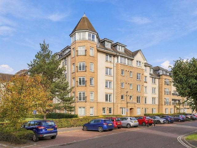 Flat for sale in Canonmills, City of Edinburgh