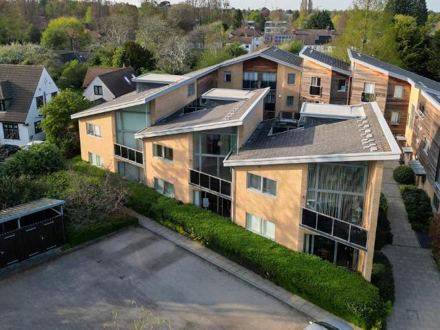 Flat for sale in Arbury, Cambridgeshire