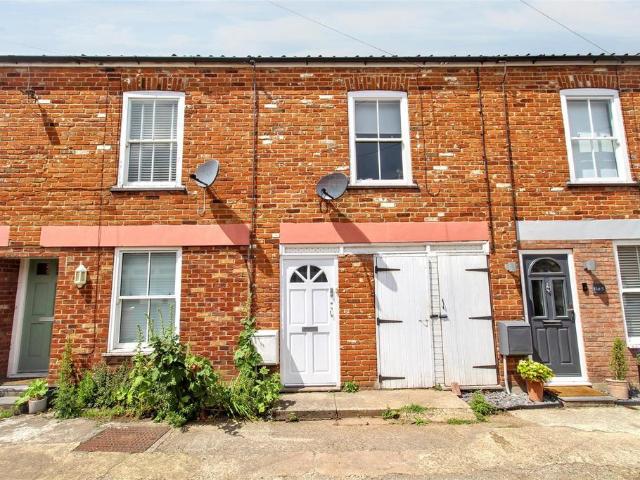 Flat for sale in Crostwick, Norfolk