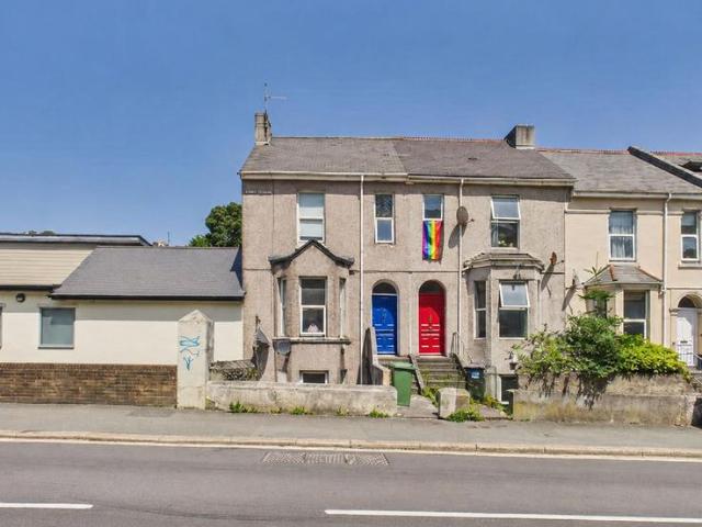 Flat for sale in Lipson Vale, Mount Wise