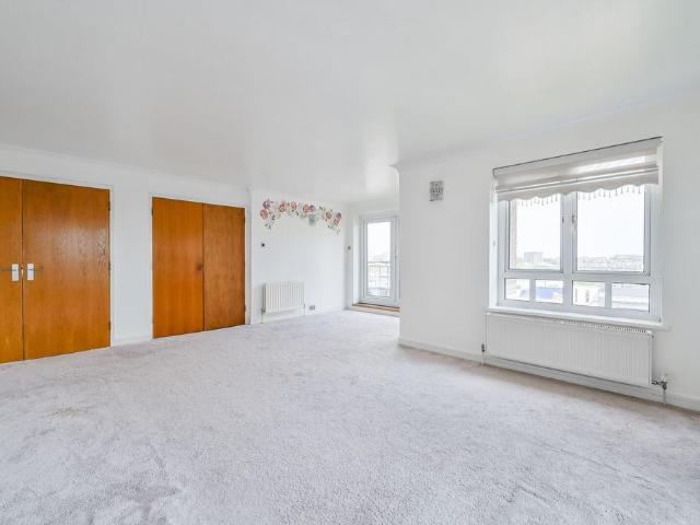 Flat for sale in Kensal Town, Maida Vale