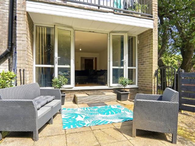 Flat for sale in West Yorkshire