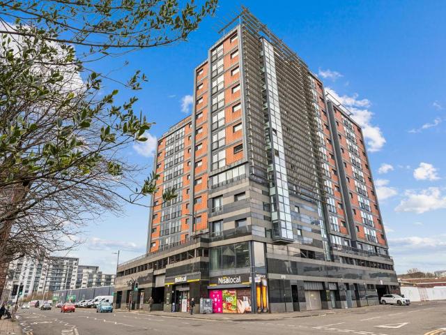 Flat for sale in Anderston, Scotland