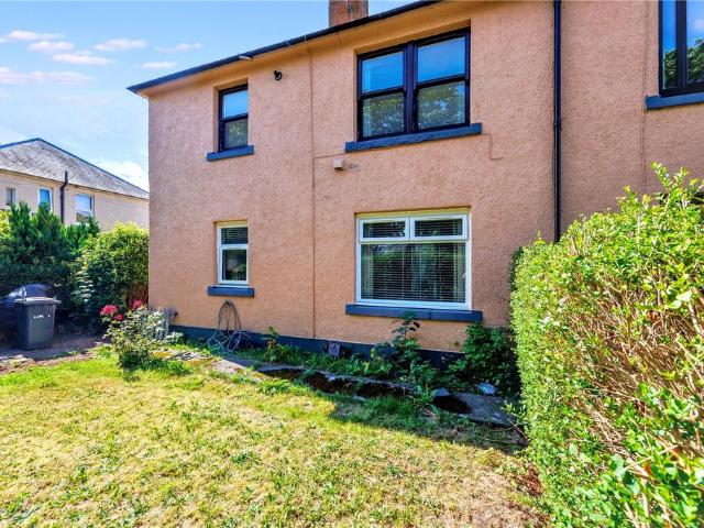 Flat for sale in Newtongrange, Scotland